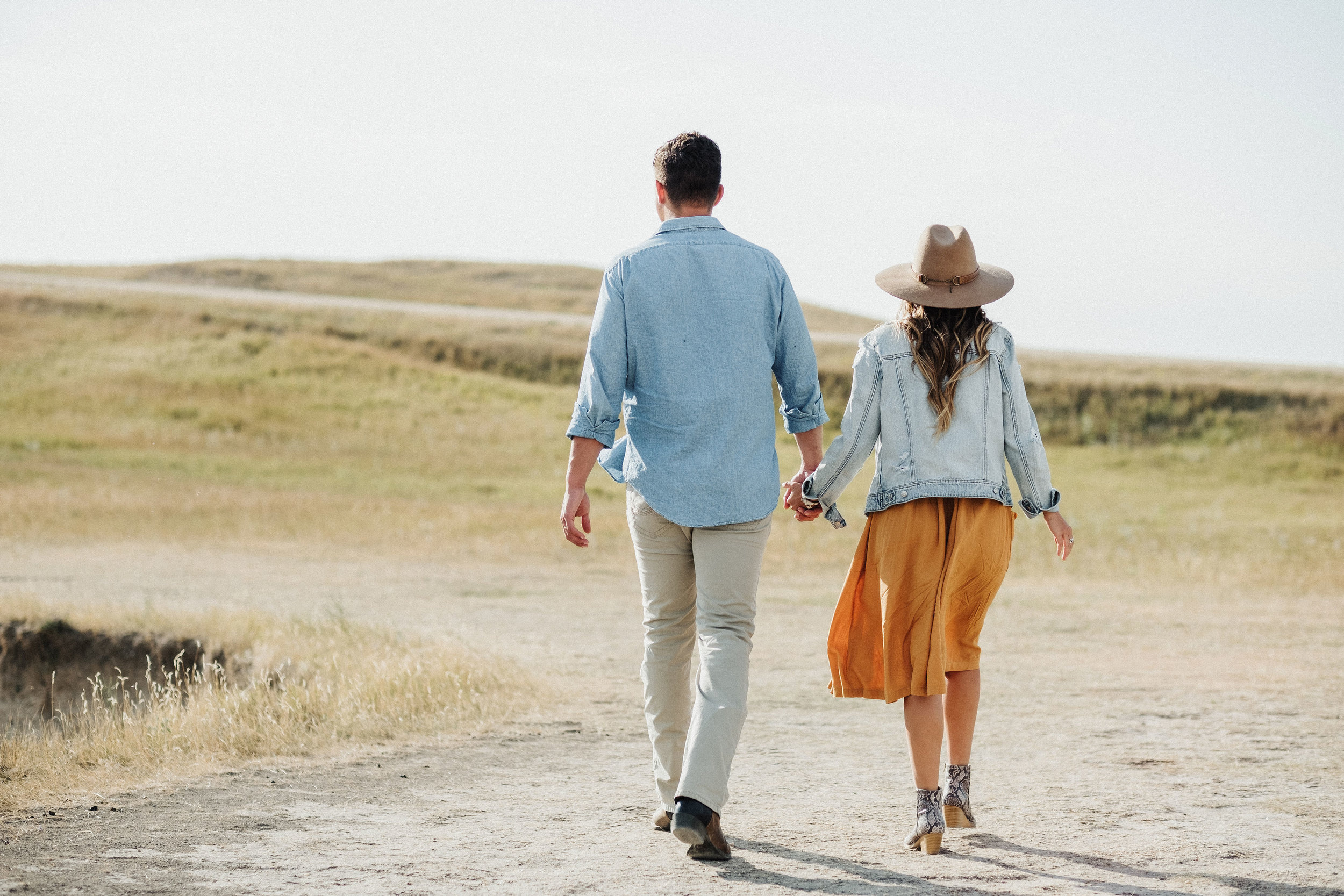 CouplePhotography_Peyton+JohnMarc_Badlands,SouthDakota-2.jpg