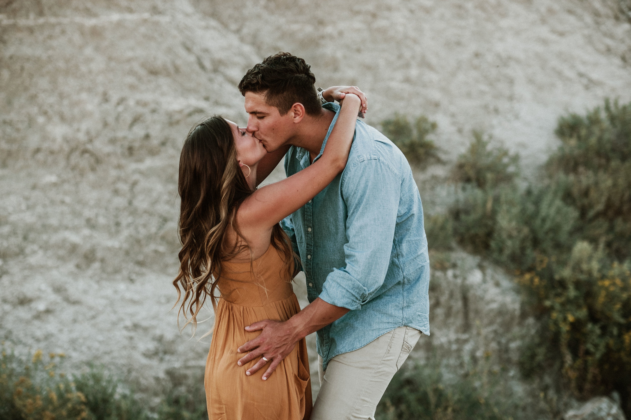 CouplePhotography_Peyton+JohnMarc_Badlands,SouthDakota-33.jpg