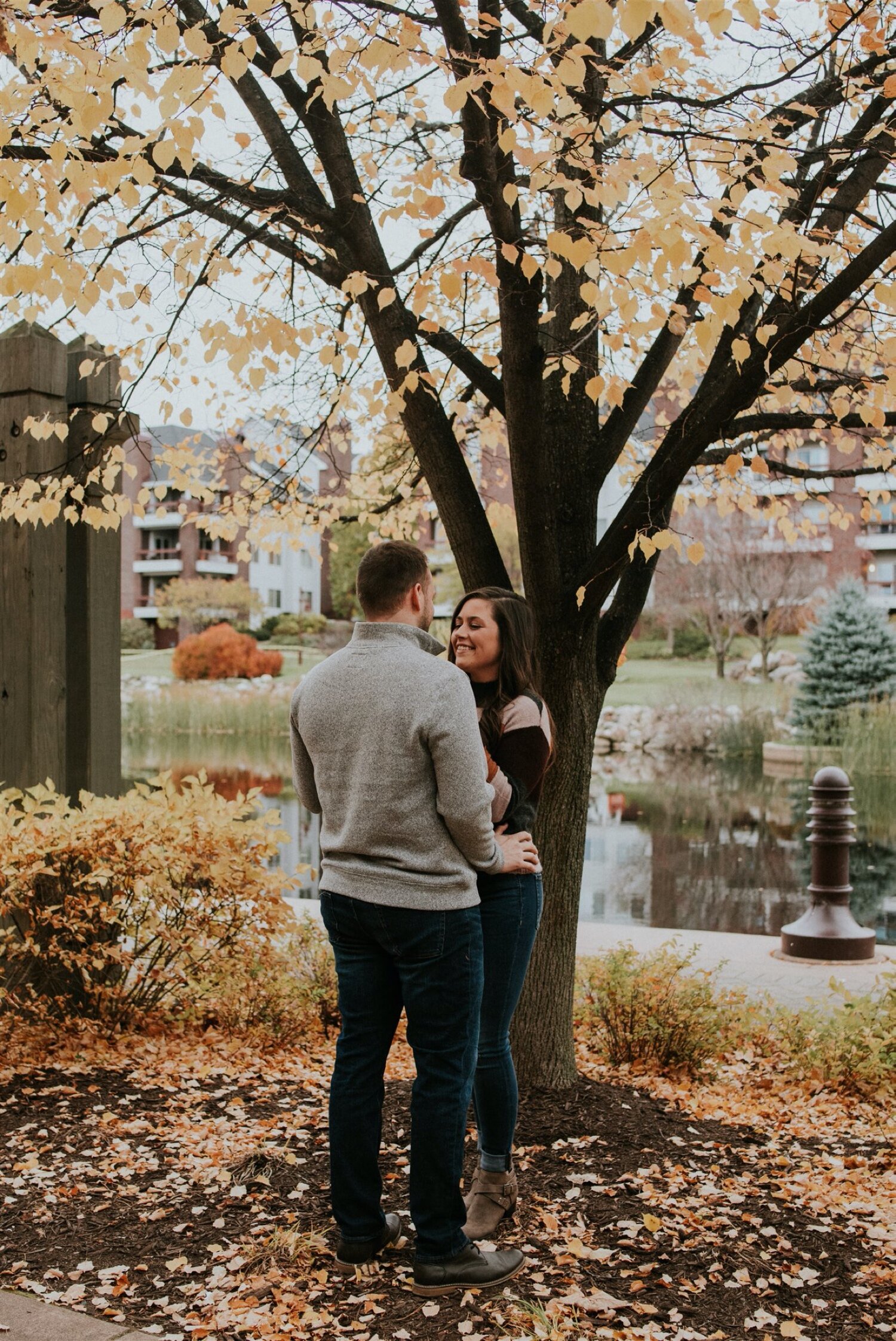  Minnesota-Photographer, Minneapolis-Photographer, Edina-Photographer, Midwest-engagement-photography, Midwest-engagement-photography, Midwest-wedding-photographer, Fall-engagement-photos, Fall-engagement-photography, Centennial Lakes Edina Engagemen