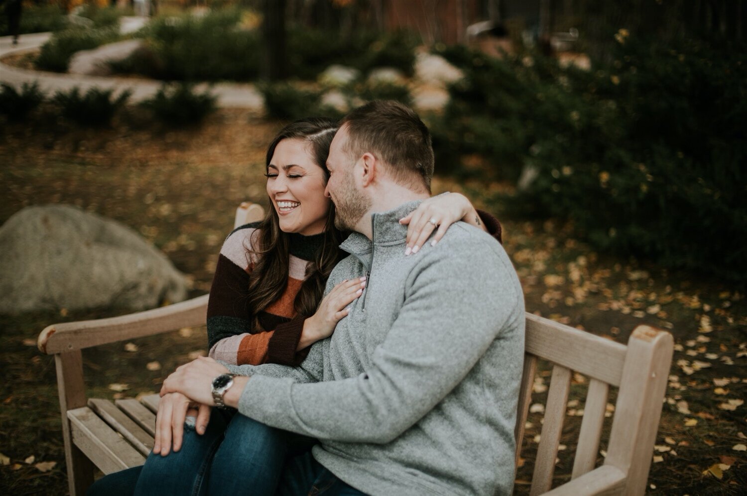  Centennial Lakes Edina Engagement Photos Minnesota-Photographer, Minneapolis-Photographer, Edina-Photographer, Midwest-engagement-photography, Midwest-engagement-photography, Midwest-wedding-photographer, Fall-engagement-photos, Fall-engagement-phot