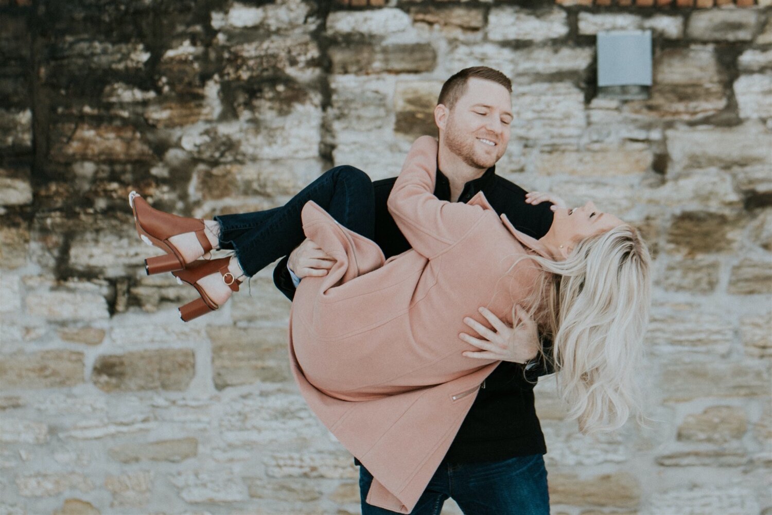  Downtown Minneapolis Engagement Session | Minnesota Engagement Photographer Minneapolis Engagement Photographer, Minnesota Engagement Photography, Minneapolis Photographer, Twin Cities Photographer  Engagement Photos Downtown, Engagement Photos Wint