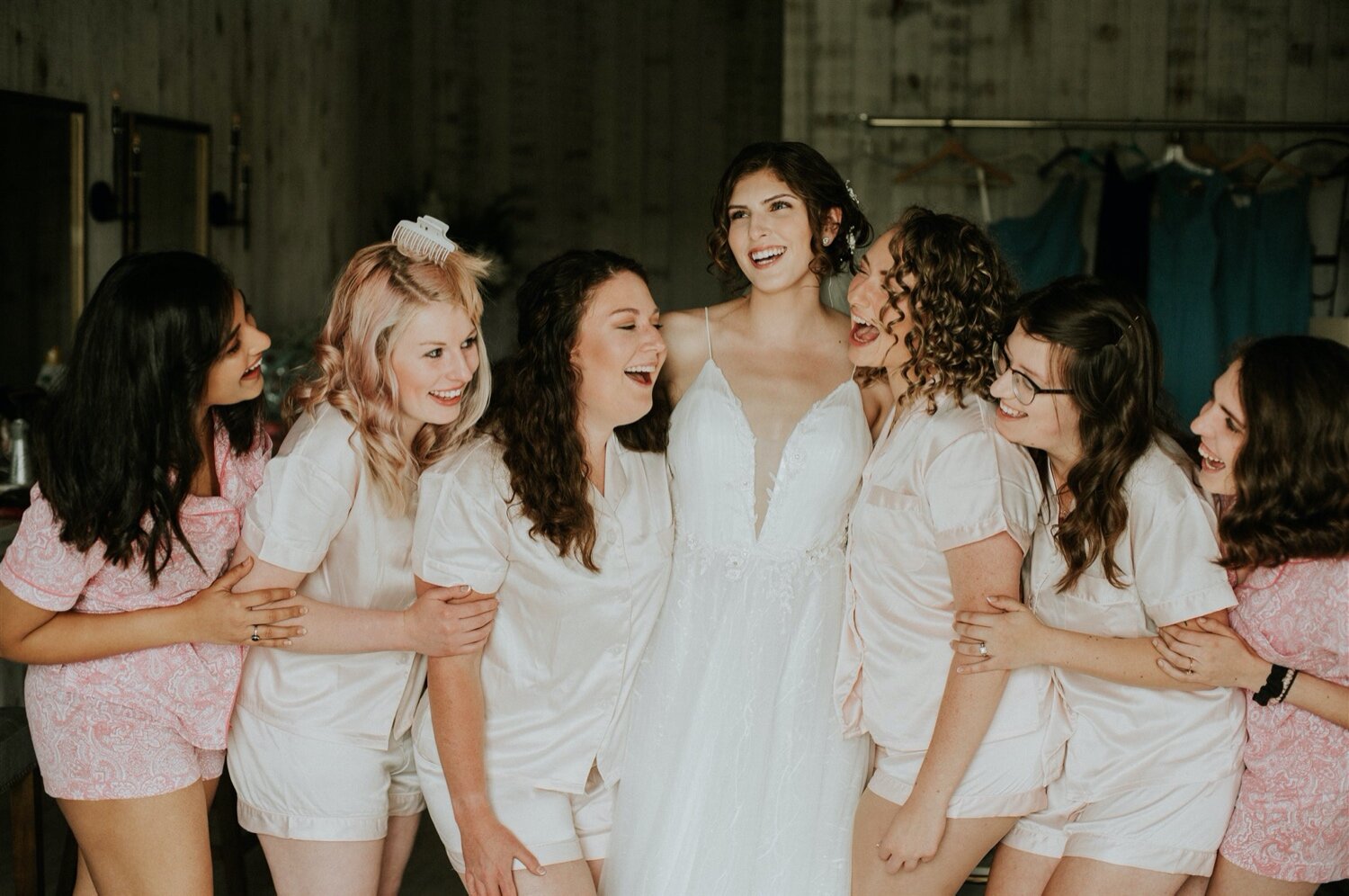  Laurel Ridge Barn Wedding | Sioux Falls Wedding Photographer | South Dakota Wedding Photographer Sioux Falls Wedding | Sioux Falls Wedding Vendors | Sioux Falls Wedding Venue | South Dakota Wedding | Sioux Falls Photography | South Dakota Photograph