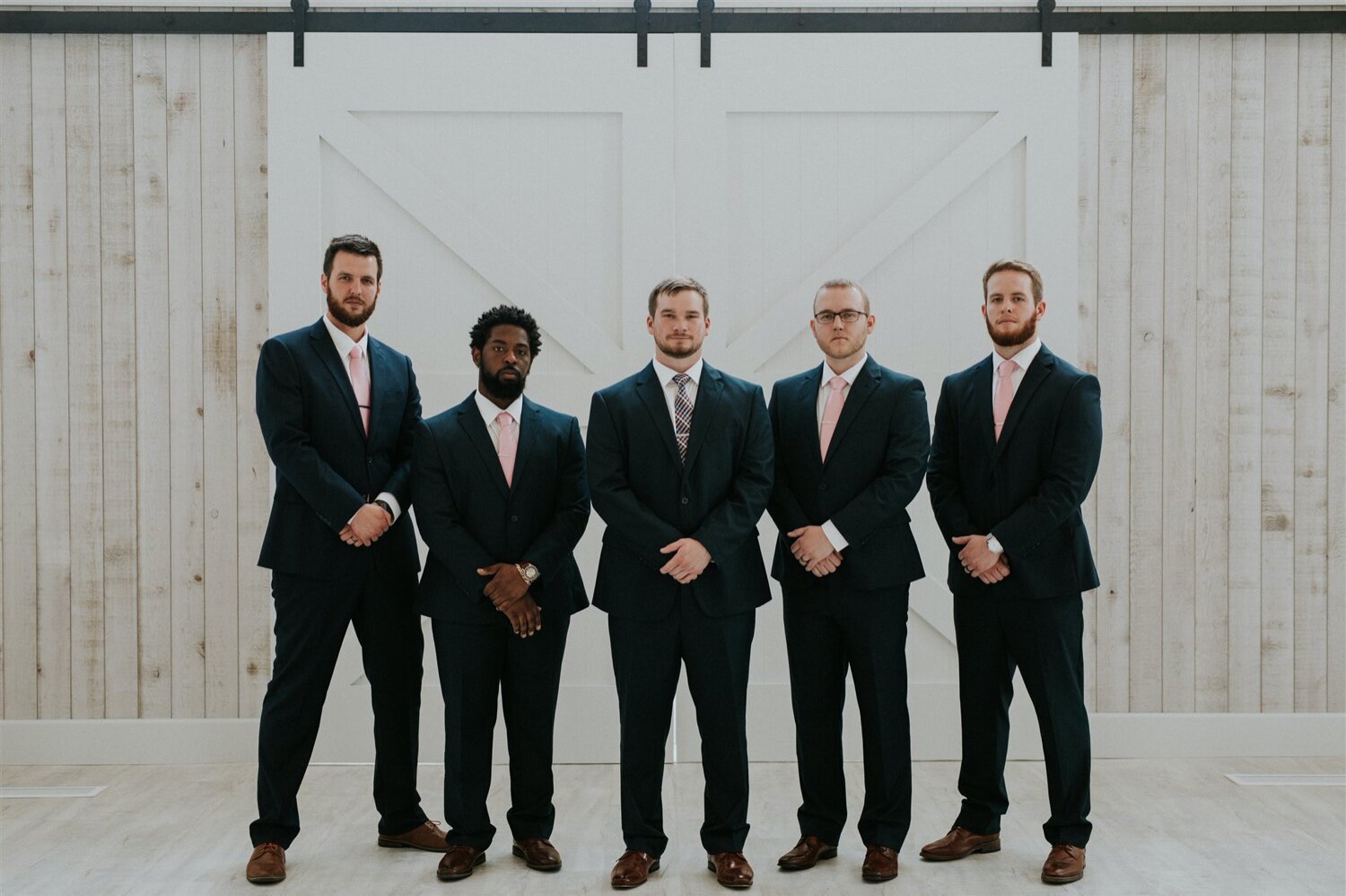  Laurel Ridge Barn Wedding | Sioux Falls Wedding Photographer | South Dakota Wedding Photographer Sioux Falls Wedding | Sioux Falls Wedding Vendors | Sioux Falls Wedding Venue | South Dakota Wedding | Sioux Falls Photography | South Dakota Photograph