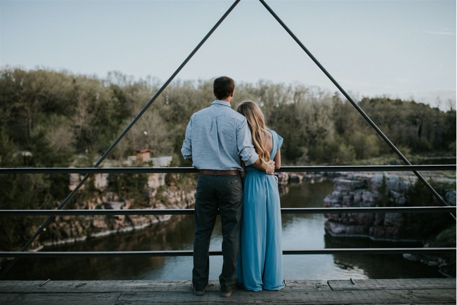 06_Sioux Falls Engagement Photographer _ Pallisades State Park + Mackenzie + Todd-27.jpg