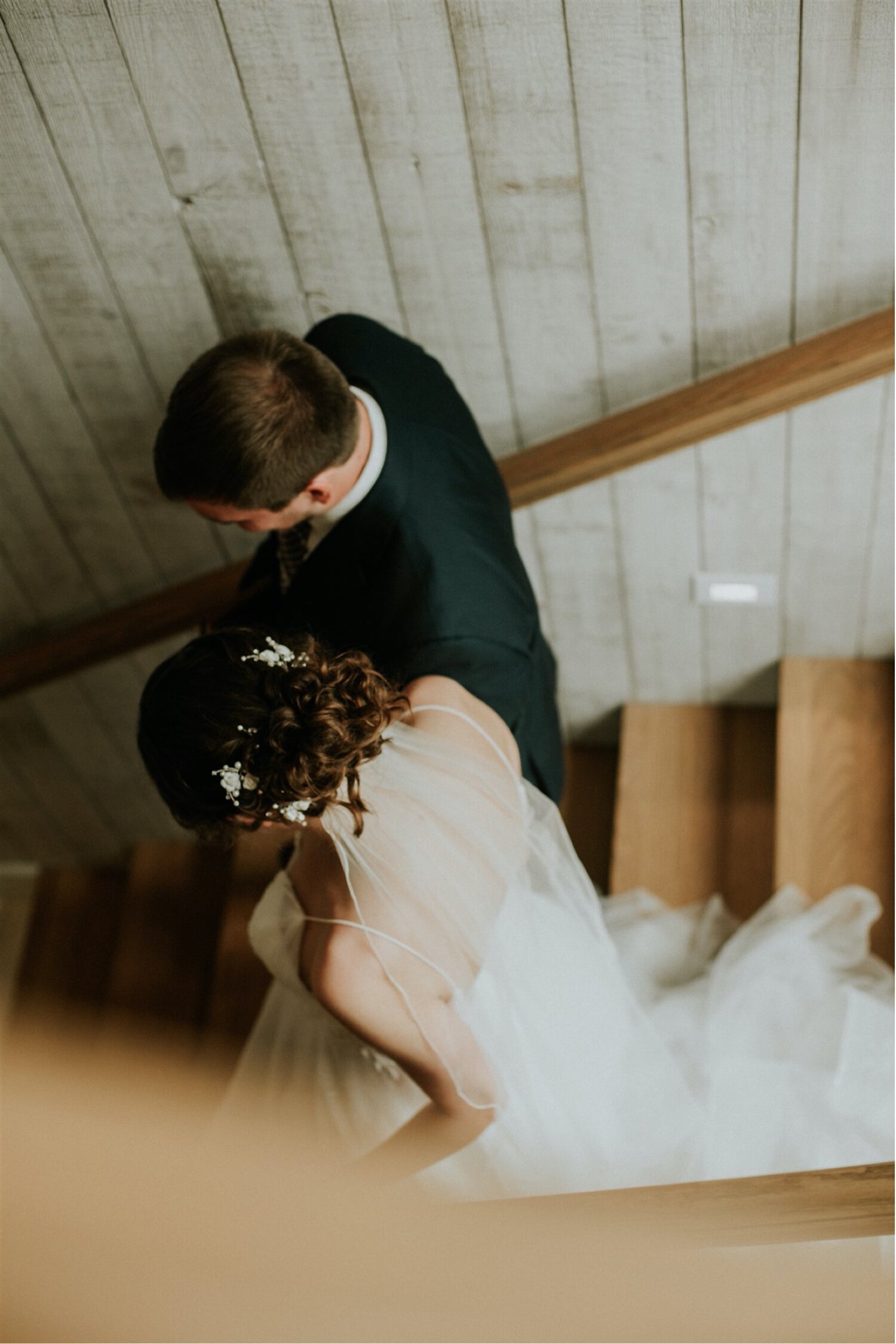 20_Mary + Cole _ Laurel Ridge Barn _ Sioux Falls Wedding Photographer-173.jpg